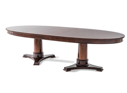 Eleganter ovaler Esstisch mit ausziehbaren Tischplatten und Säulen