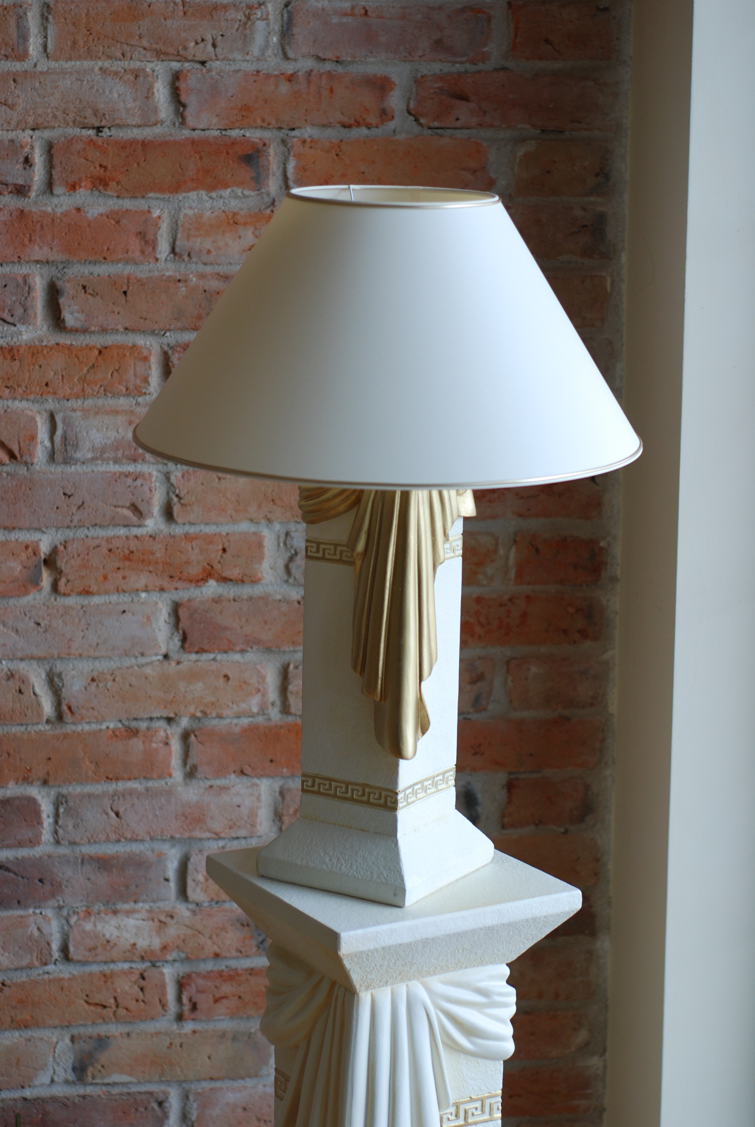 Design Tischleuchte Tisch Leuchten Leuchte Lampe Klassische Beleuchtung Neu 6890